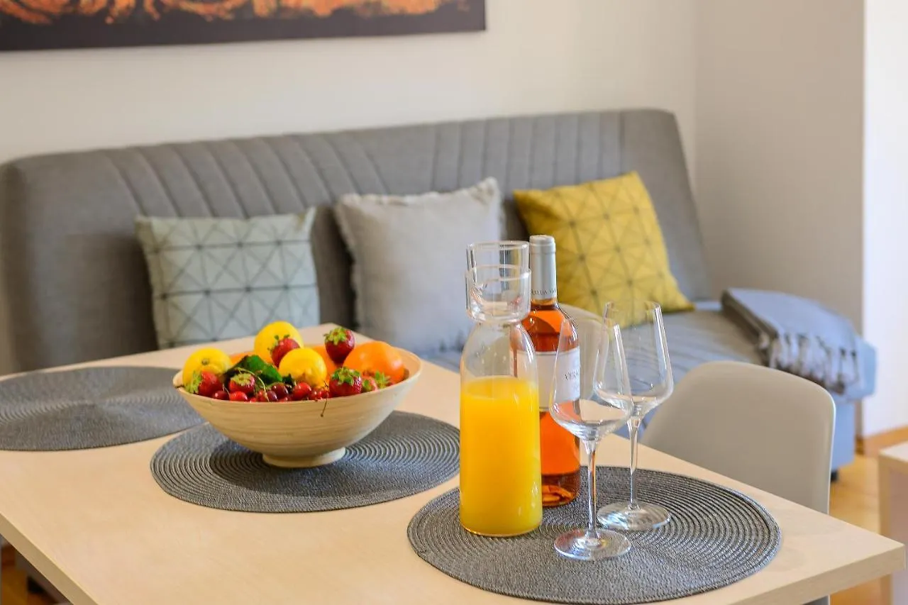Apartment Vita Pula