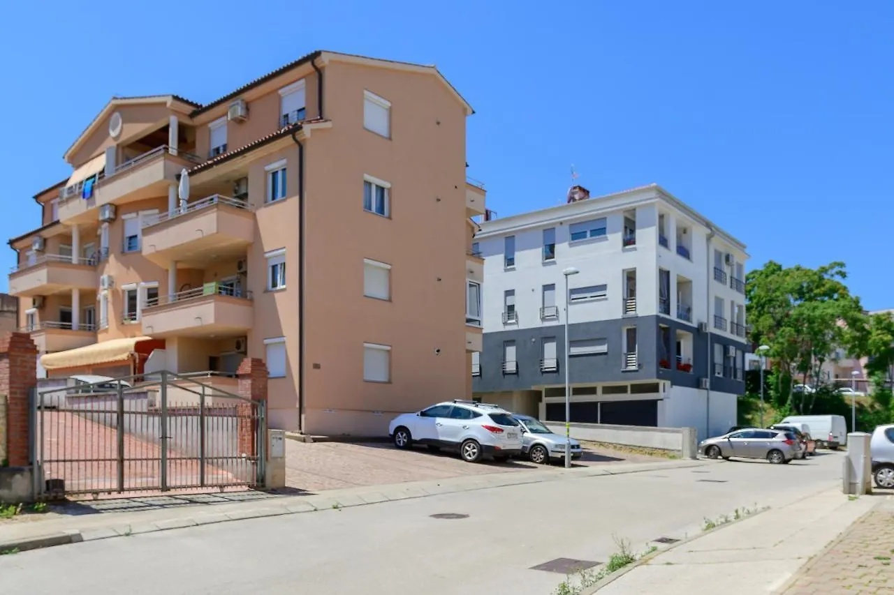 Apartment Vita Pula